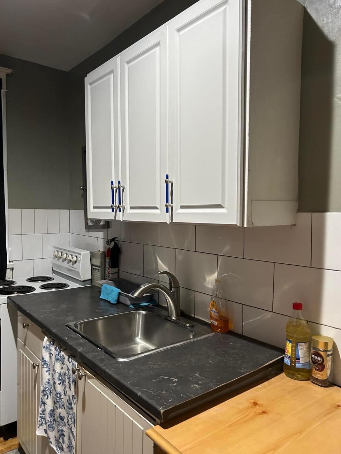 Maryland Homestay In Winnpeg Downtown 위니펙 객실 사진